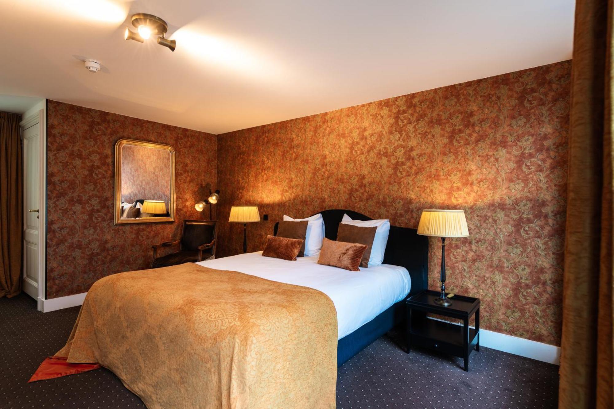 Grand Boutique Hotel-Restaurant Huis Vermeer Deventer Oda fotoğraf